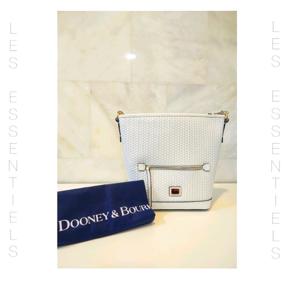 ❗SALE❗🎉 Host Pick 🎉Dooney & Bourke Crossbody - Picture 7 of 9